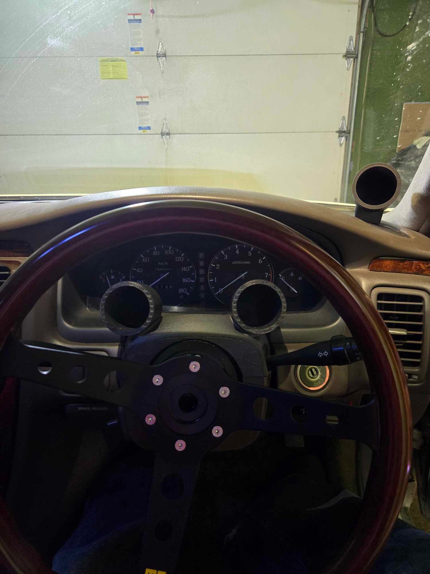 Y33 Nissan Cedric/Gloria 52mm Gauge Holder – RH Dash Vent Mount