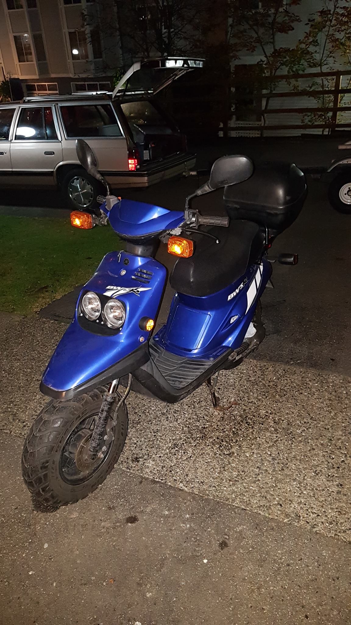 Yamaha BWS-R Decal 2001 with rear Graphic